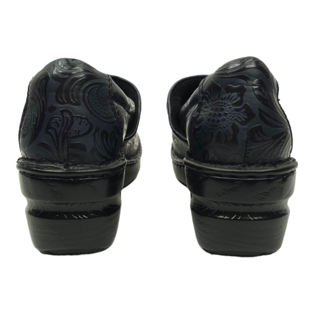 BOC Clog Wedge Comfort Shoe Womens Size 7 Navy Embossed Slip On Born Concepts - Picture 5 of 11